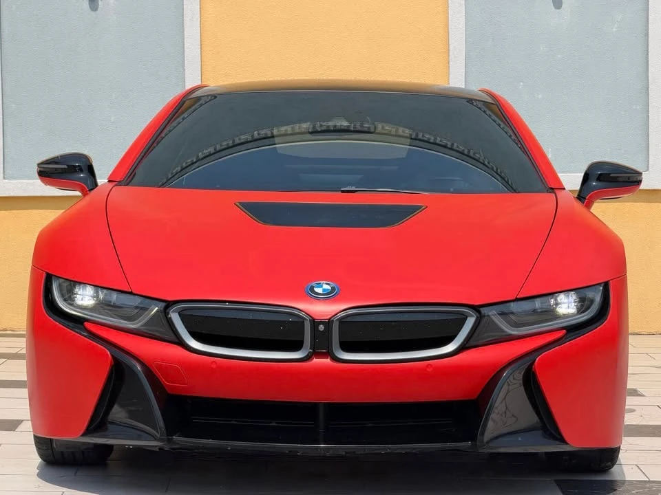 2017 BMW i8 - Image 11 of 19