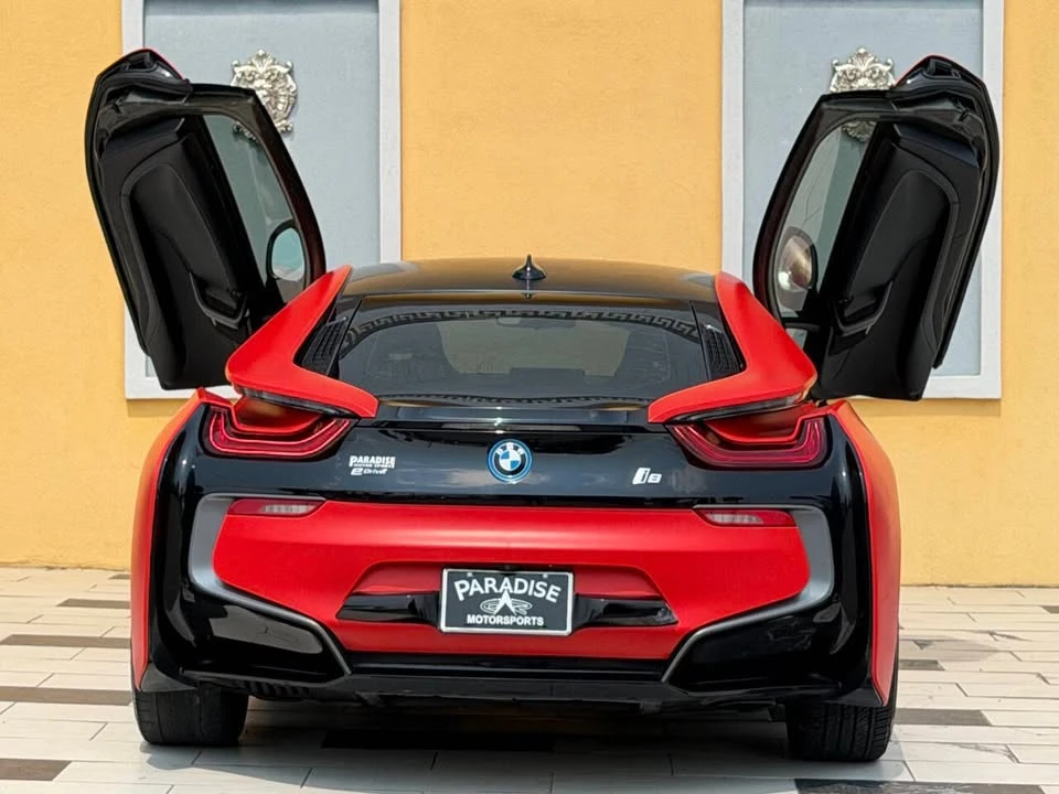 2017 BMW i8 - Image 16 of 19