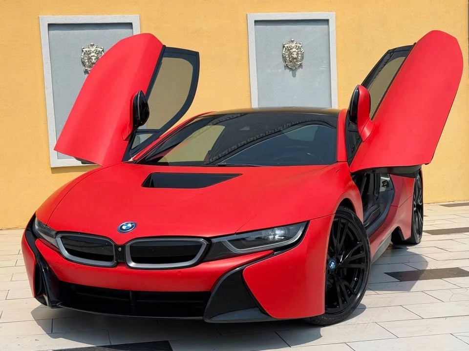 2017 BMW i8 - Image 19 of 19