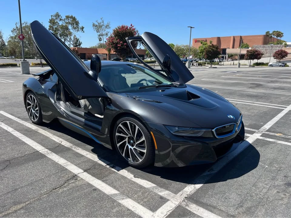 2017 BMW i8 - Image 6 of 12