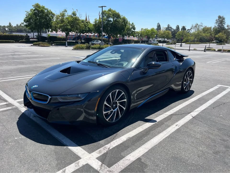 2017 BMW i8 - Image 3 of 12
