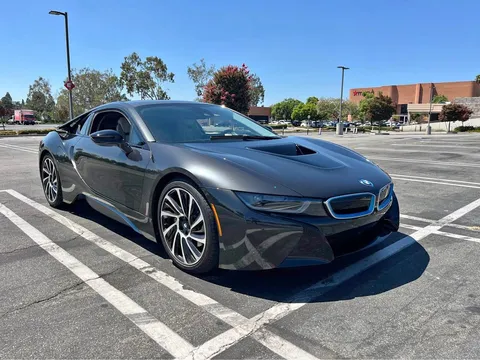 2017 BMW i8 i8