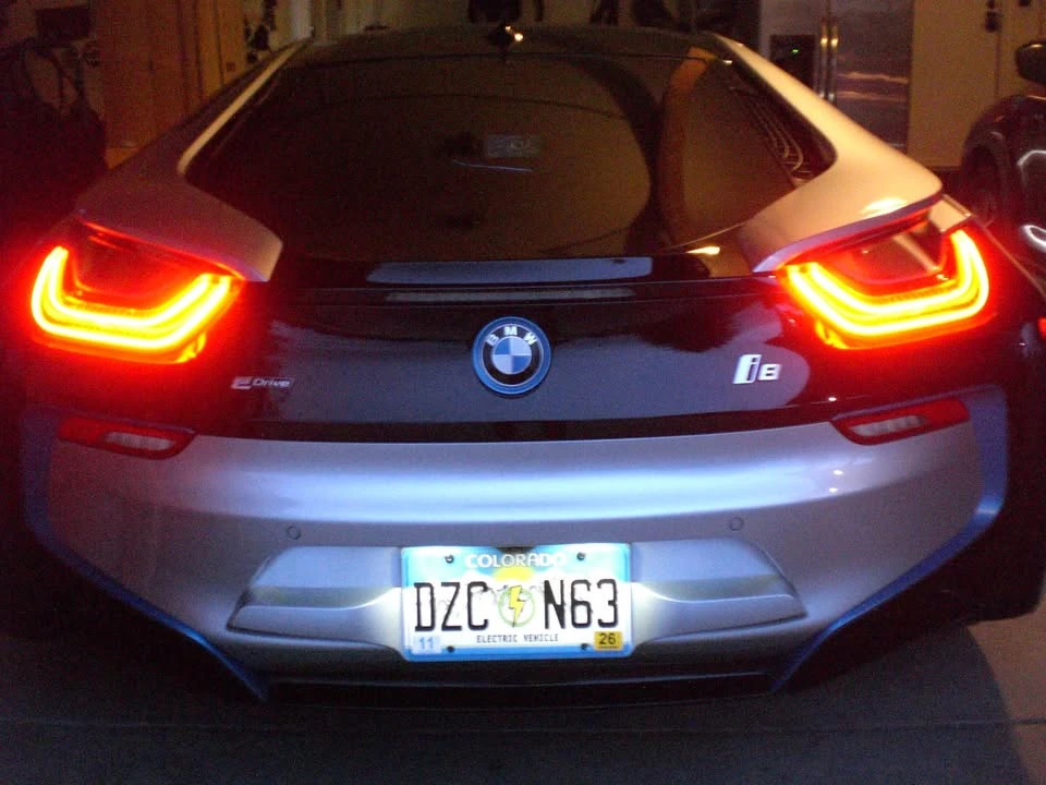 2017 BMW i8 - Image 8 of 8