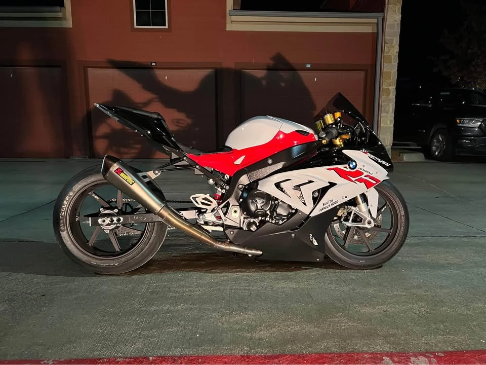 2017 BMW S1000 - Image 3 of 4