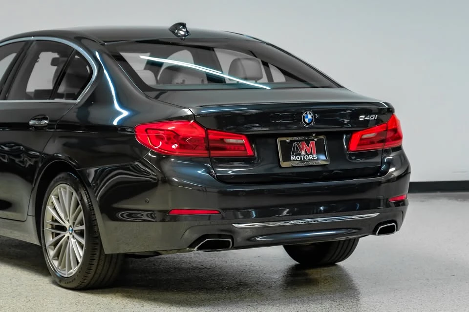 2017 BMW 5 Series - Image 14 of 19