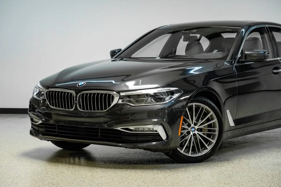 2017 BMW 5 Series - Image 7 of 19