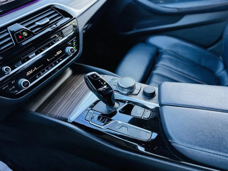 2017 BMW 5 Series - Image 18 of 19