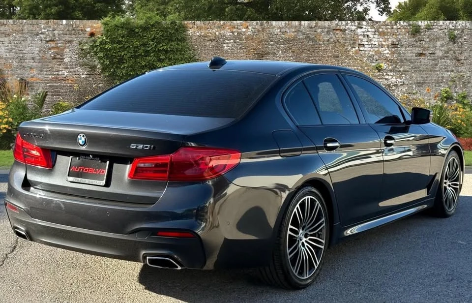 2017 BMW 5 Series - Image 6 of 18