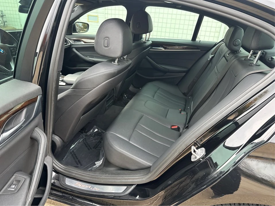 2017 BMW 5 Series - Image 10 of 20