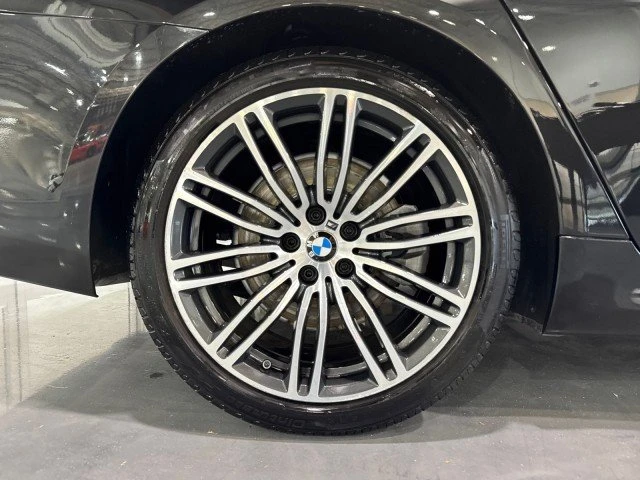 2017 BMW 5 Series - Image 19 of 20