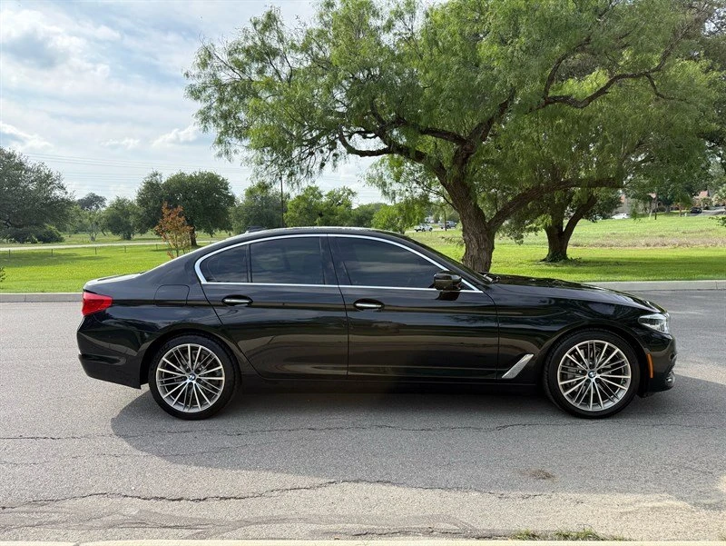2017 BMW 5 Series - Image 4 of 20
