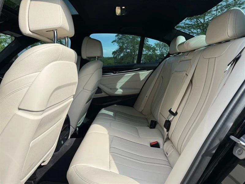 2017 BMW 5 Series - Image 16 of 20