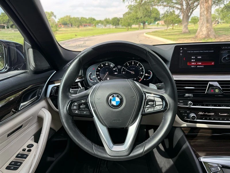 2017 BMW 5 Series - Image 19 of 20