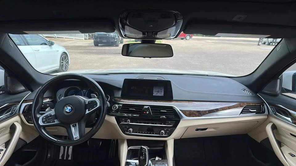 2017 BMW 5 Series - Image 19 of 20