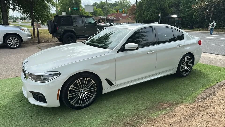 2017 BMW 5 Series - Image 4 of 20