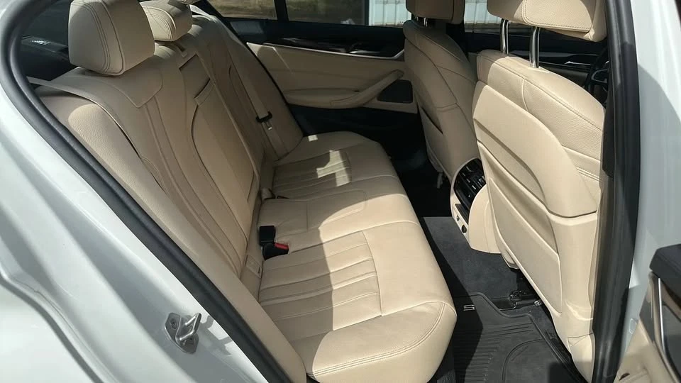 2017 BMW 5 Series - Image 14 of 20