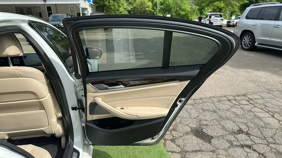 2017 BMW 5 Series - Image 15 of 20