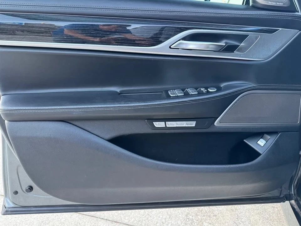 2017 BMW G11/G12 7 Series - Image 8 of 16