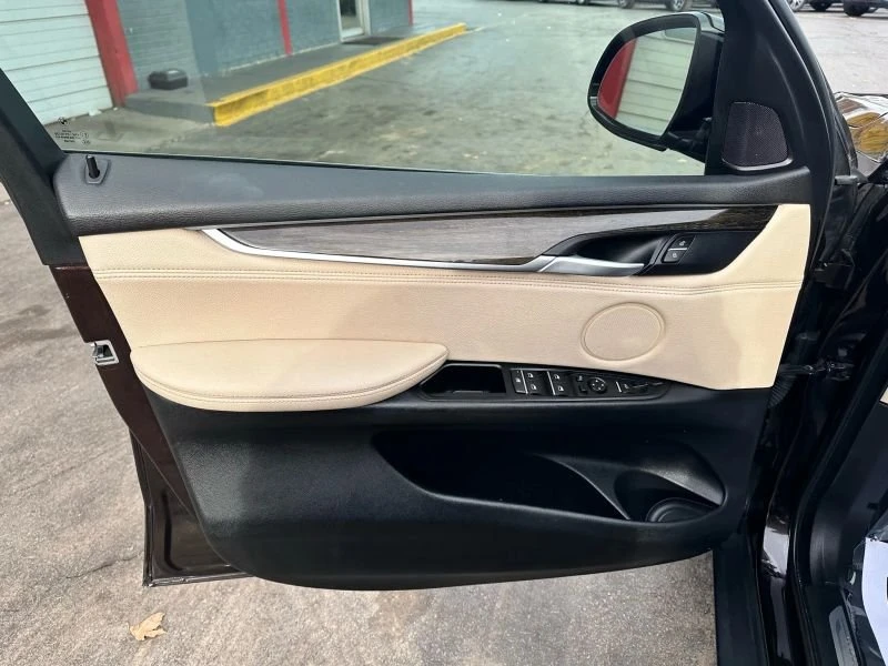 2017 BMW F15 X5 - Image 14 of 19