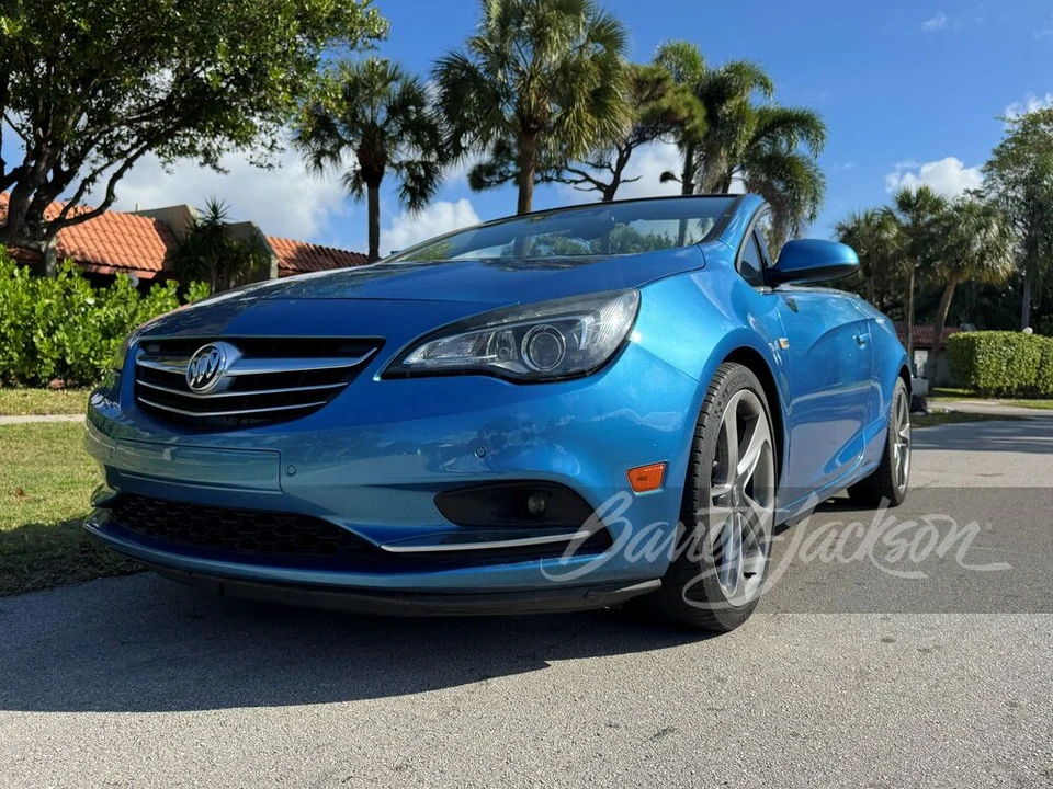 2017 Buick - Image 10 of 13