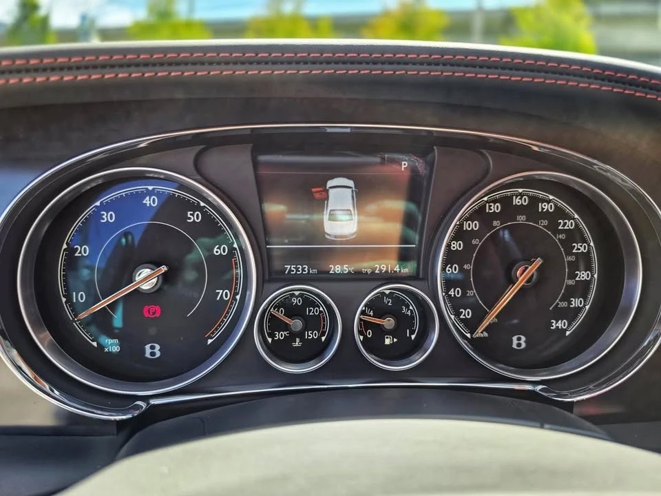 2017 Bentley Continental Flying Spur - Image 13 of 19