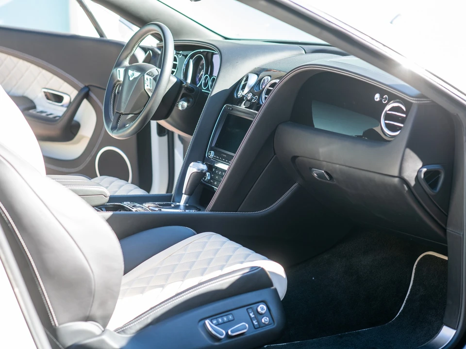 2017 Bentley Arnage - Image 18 of 21