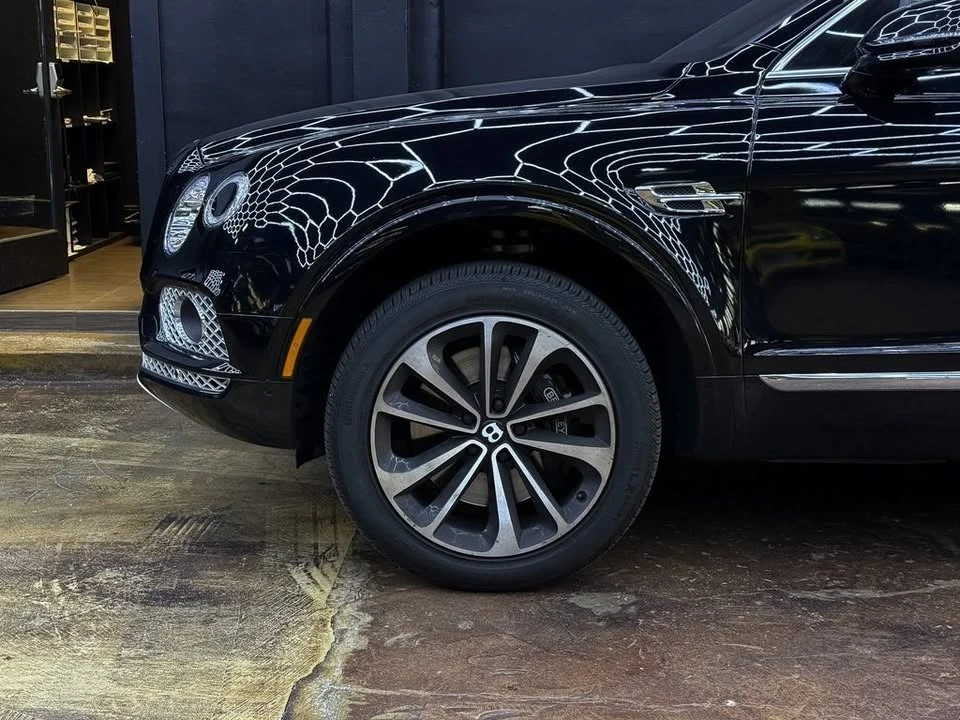 2017 Bentley Bentayga - Image 3 of 20