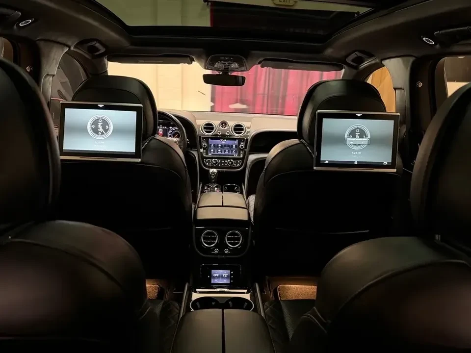 2017 Bentley Bentayga - Image 10 of 20