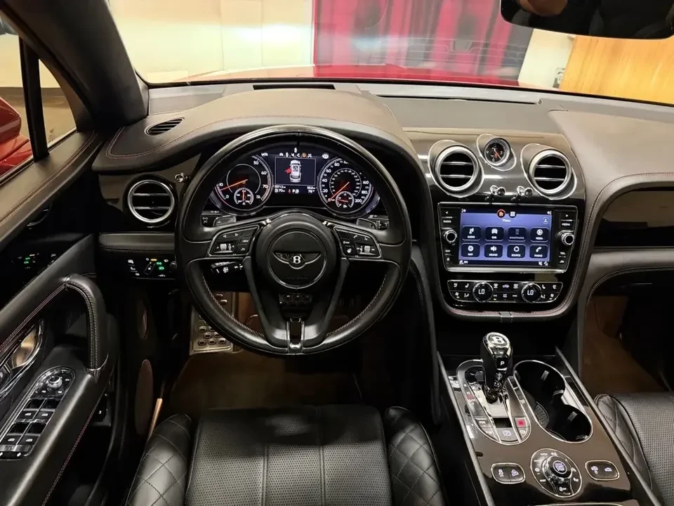 2017 Bentley Bentayga - Image 15 of 20