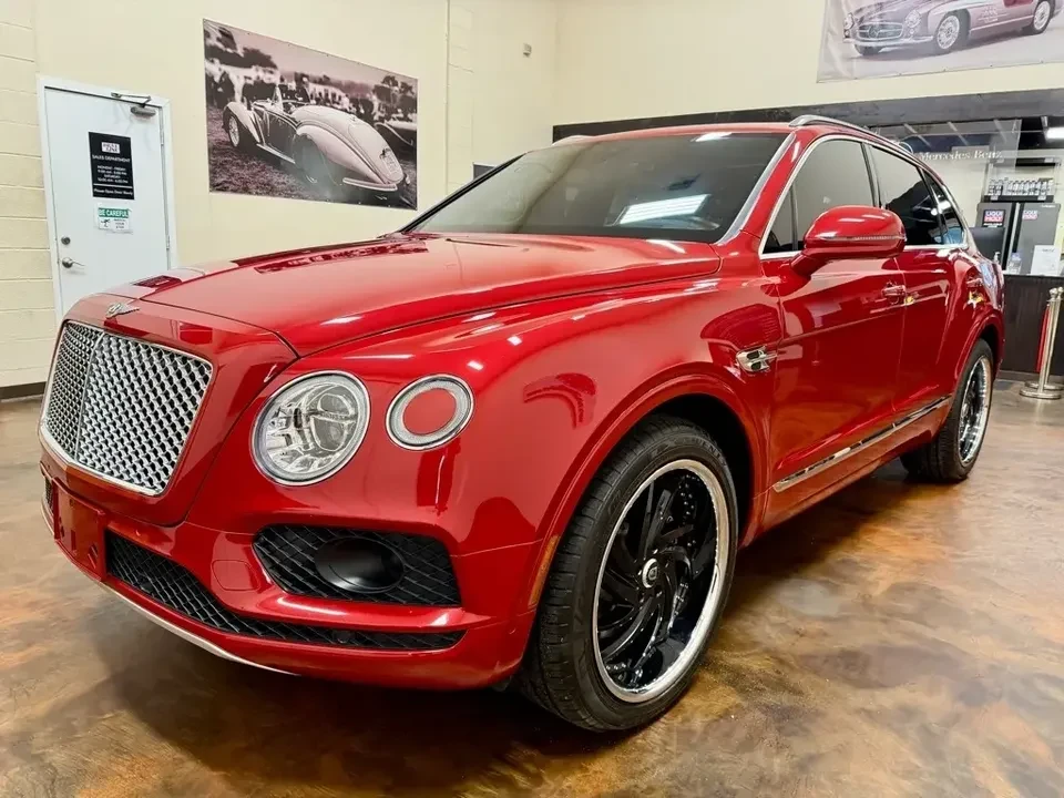 2017 Bentley Bentayga - Image 3 of 20