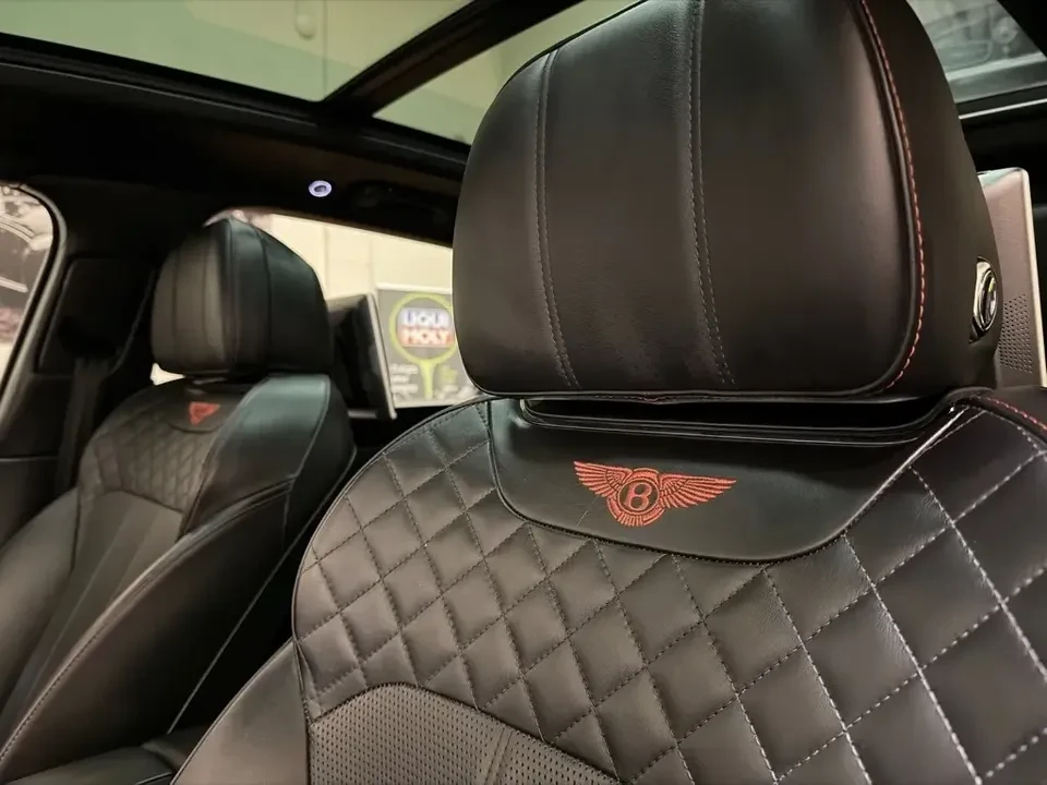 2017 Bentley Bentayga - Image 8 of 20