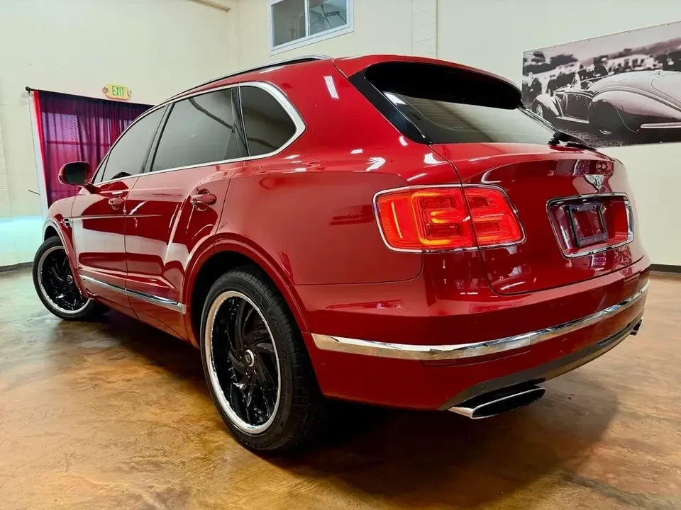 2017 Bentley Bentayga - Image 2 of 20
