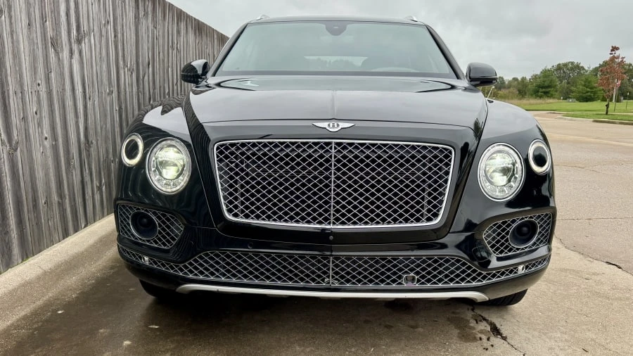 2017 Bentley Bentayga - Image 5 of 14