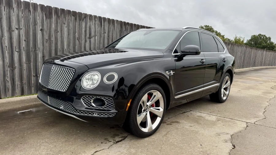 2017 Bentley Bentayga - Image 6 of 14