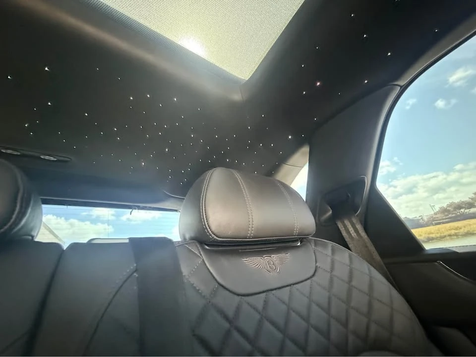2017 Bentley Bentayga - Image 15 of 16