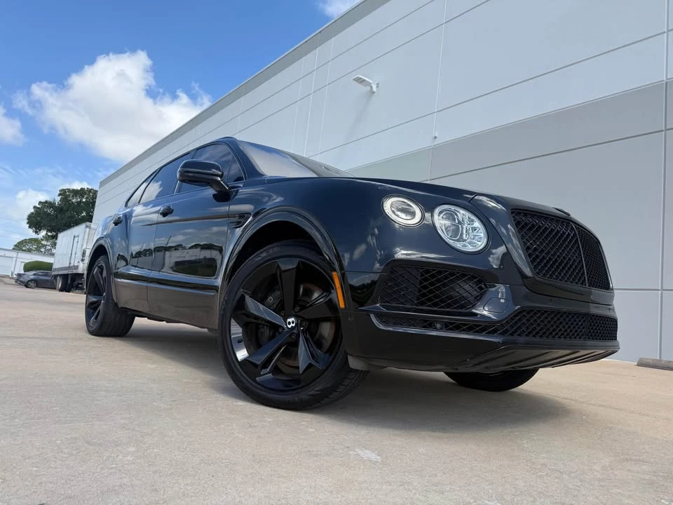 2017 Bentley Bentayga - Image 6 of 16