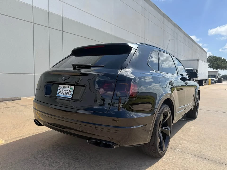 2017 Bentley Bentayga - Image 5 of 16