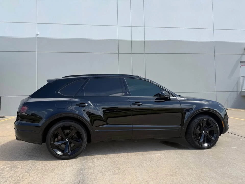 2017 Bentley Bentayga - Image 7 of 16