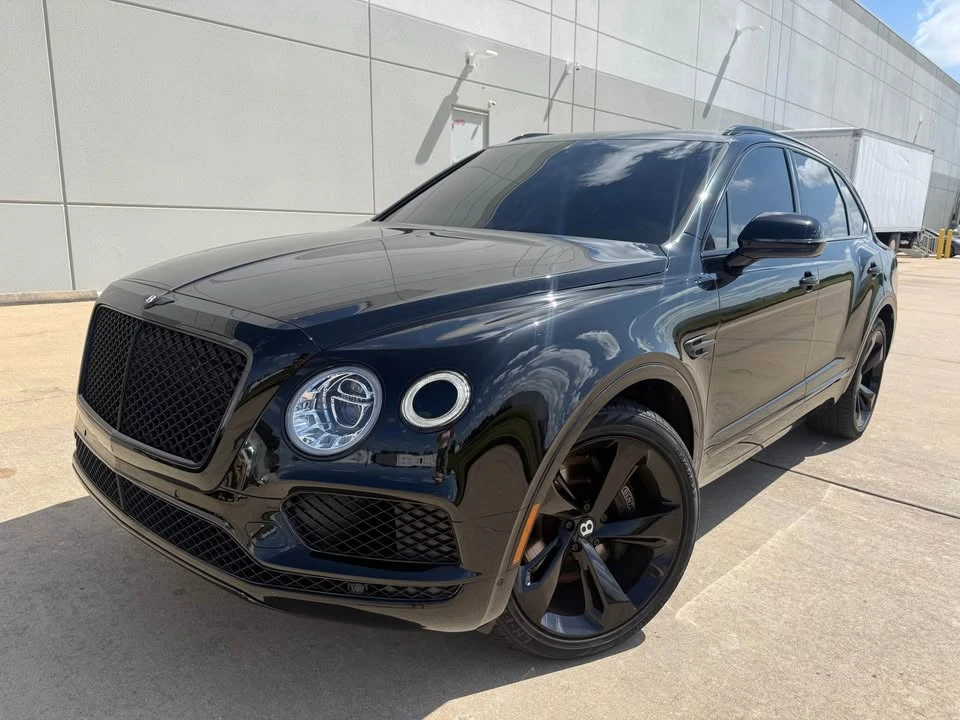 2017 Bentley Bentayga - Image 8 of 16