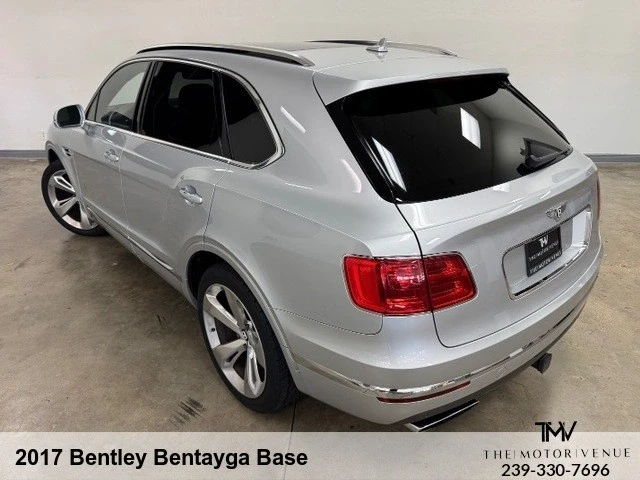 2017 Bentley Bentayga - Image 7 of 12