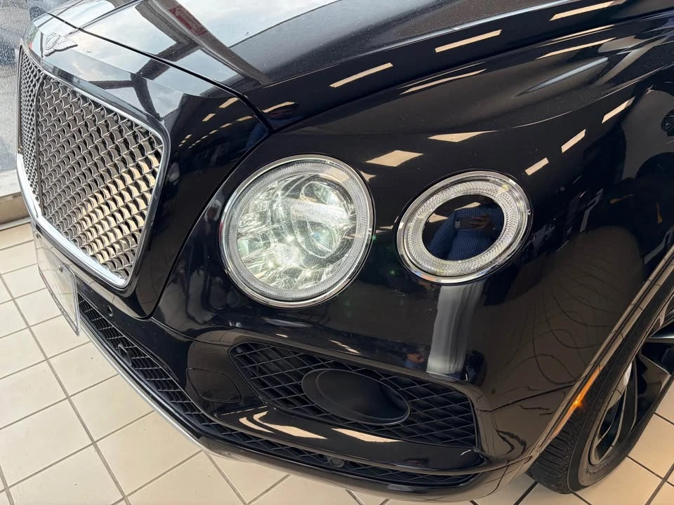 2017 Bentley Bentayga - Image 3 of 13