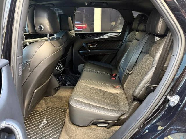 2017 Bentley Bentayga - Image 13 of 20