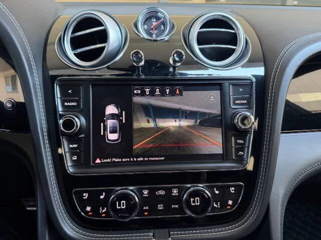 2017 Bentley Bentayga - Image 18 of 20