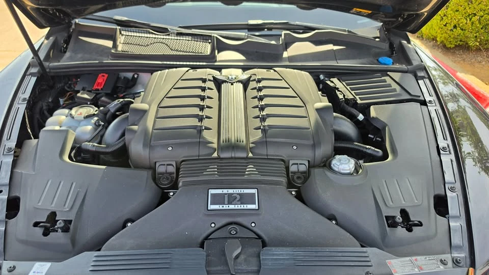 2017 Bentley Bentayga - Image 18 of 20