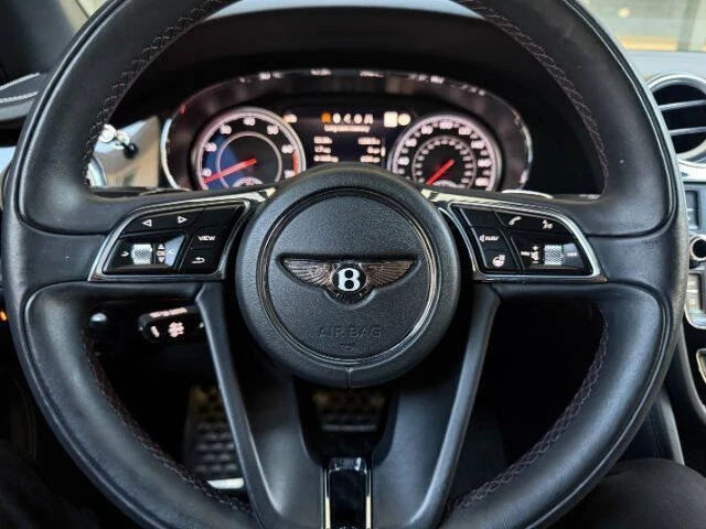 2017 Bentley Bentayga - Image 19 of 20