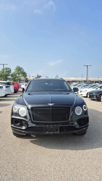 2017 Bentley Bentayga - Image 2 of 14