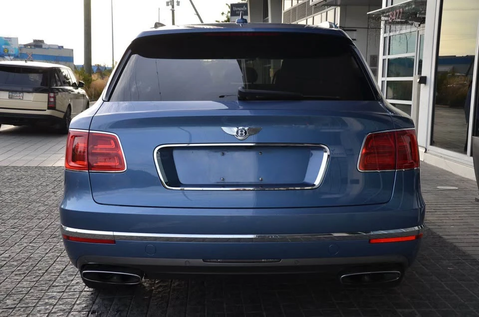 2017 Bentley Bentayga - Image 2 of 20