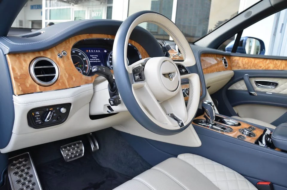 2017 Bentley Bentayga - Image 13 of 20