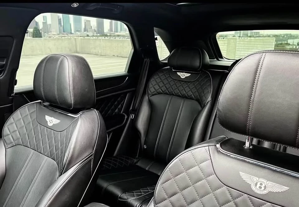 2017 Bentley Bentayga - Image 15 of 18