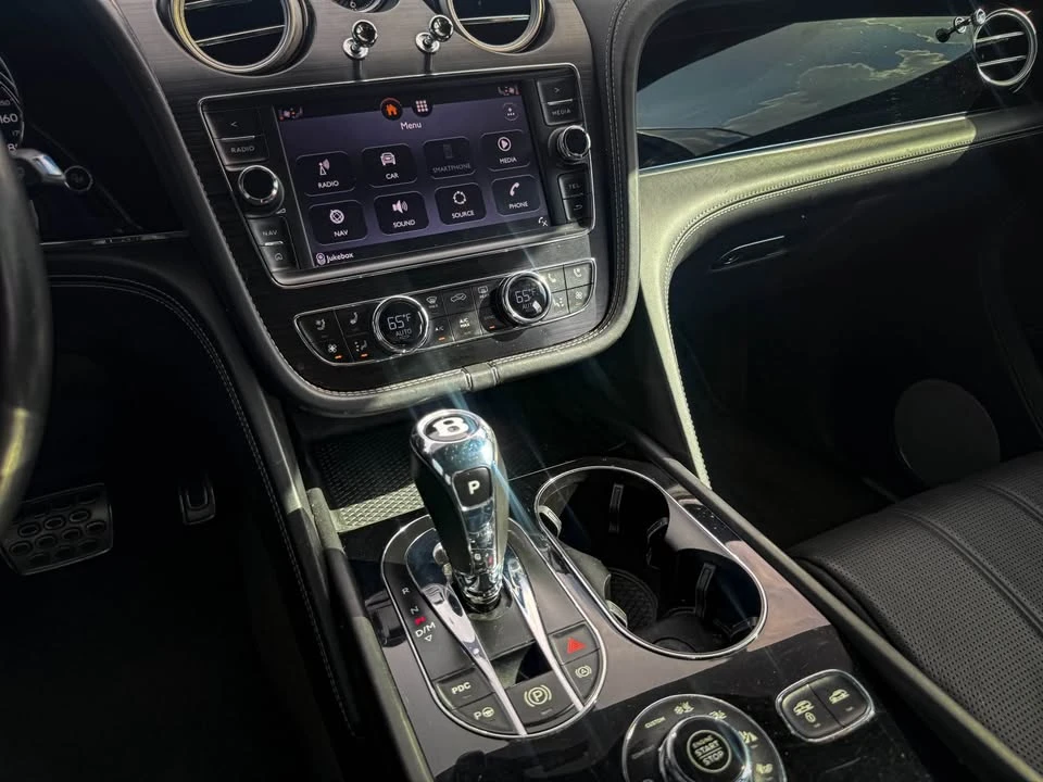 2017 Bentley Bentayga - Image 12 of 18